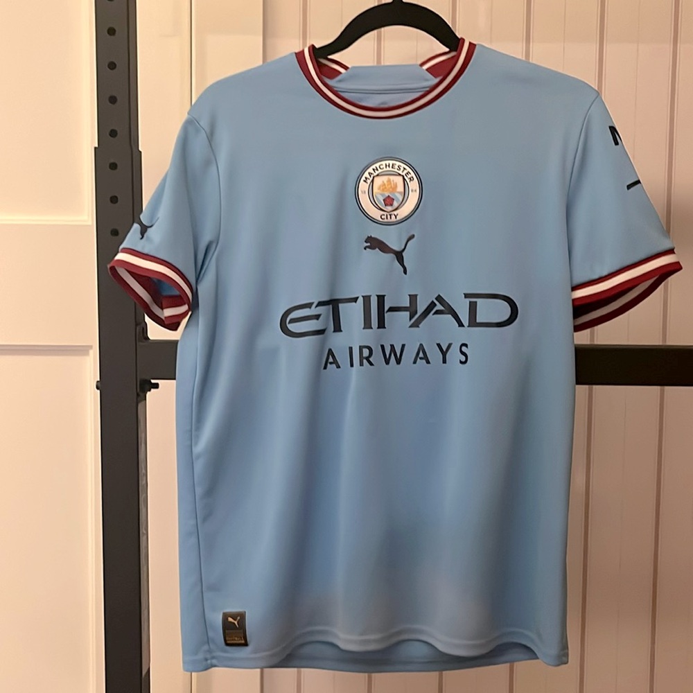 Manchester city soccer jersey
